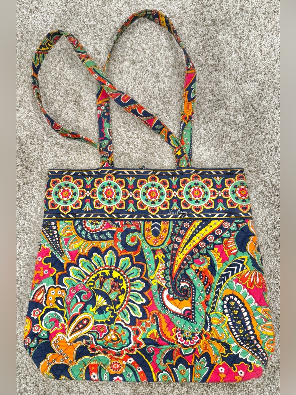 VERA BRADLEY Quilted Tote Bag in Venetian Paisley Retired Print - Picture 2 of 6